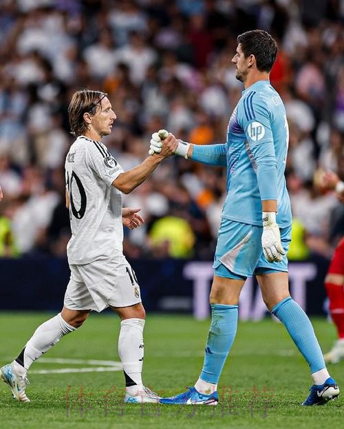 西甲-约维奇失绝杀贝尔丹朱马中框 黄潜0-0皇马